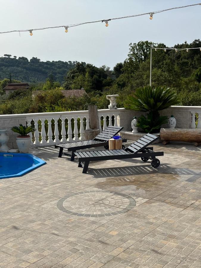 Villa Fiore - Piscina E Idromassaggio Itri Eksteriør billede