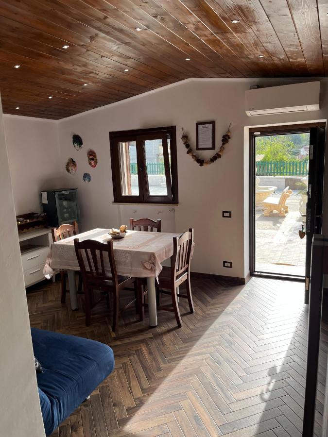 Villa Fiore - Piscina E Idromassaggio Itri Eksteriør billede