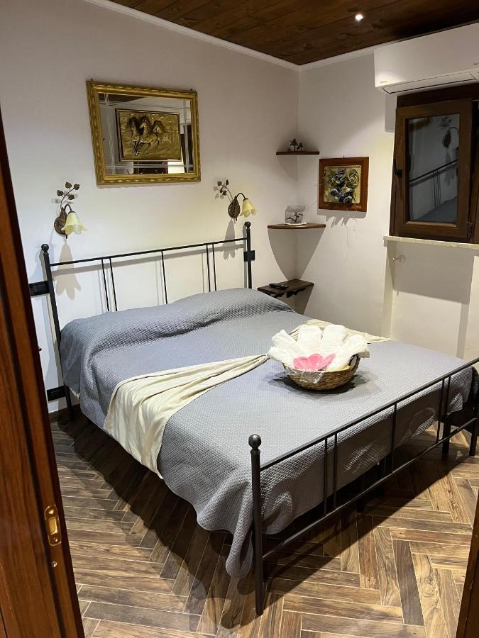Villa Fiore - Piscina E Idromassaggio Itri Eksteriør billede